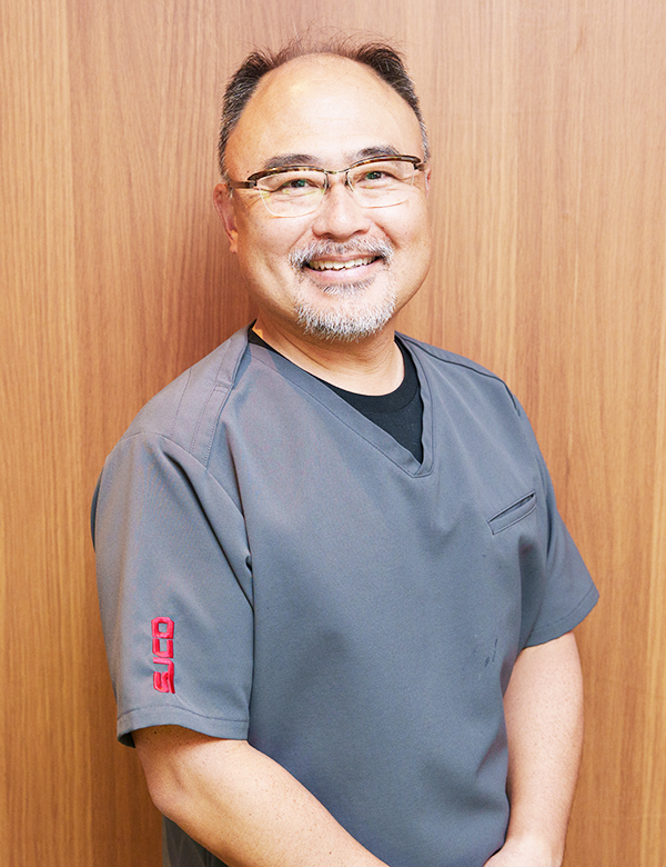 春日市(福岡) 歯医者、とくだ歯科医院の院長 徳田将典